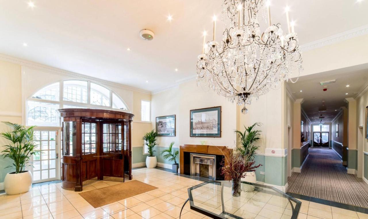 Modern Family Apartment Free Parking And Gym By Beach Bournemouth Eksteriør bilde