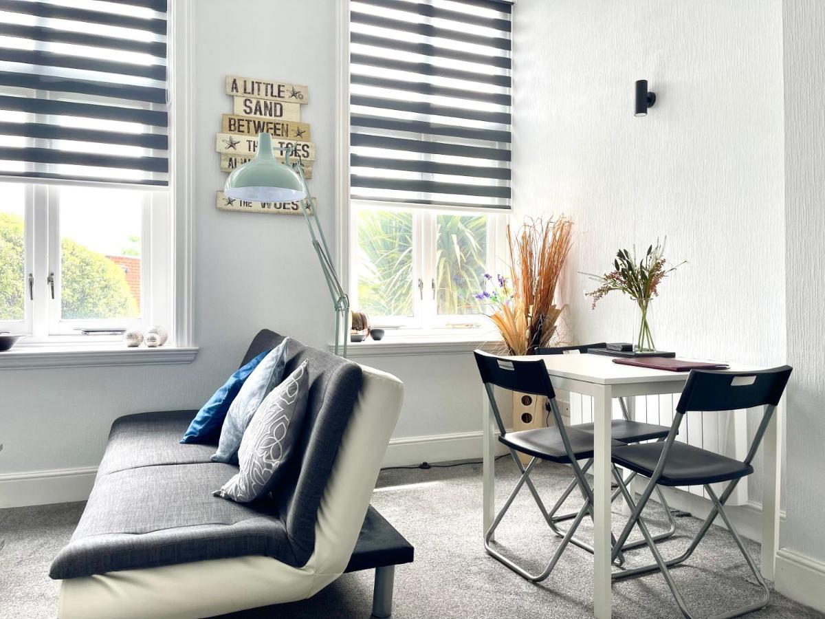 Modern Family Apartment Free Parking And Gym By Beach Bournemouth Eksteriør bilde