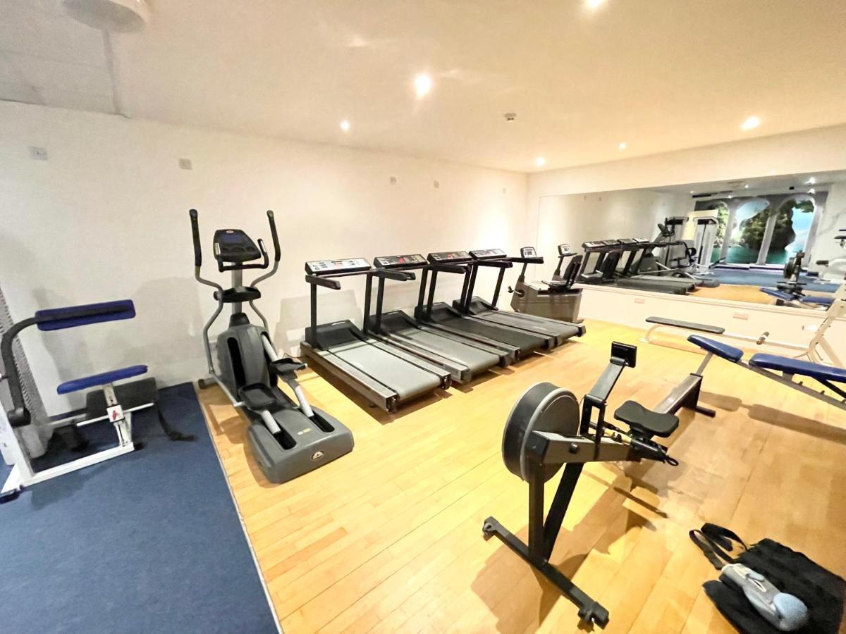 Modern Family Apartment Free Parking And Gym By Beach Bournemouth Eksteriør bilde