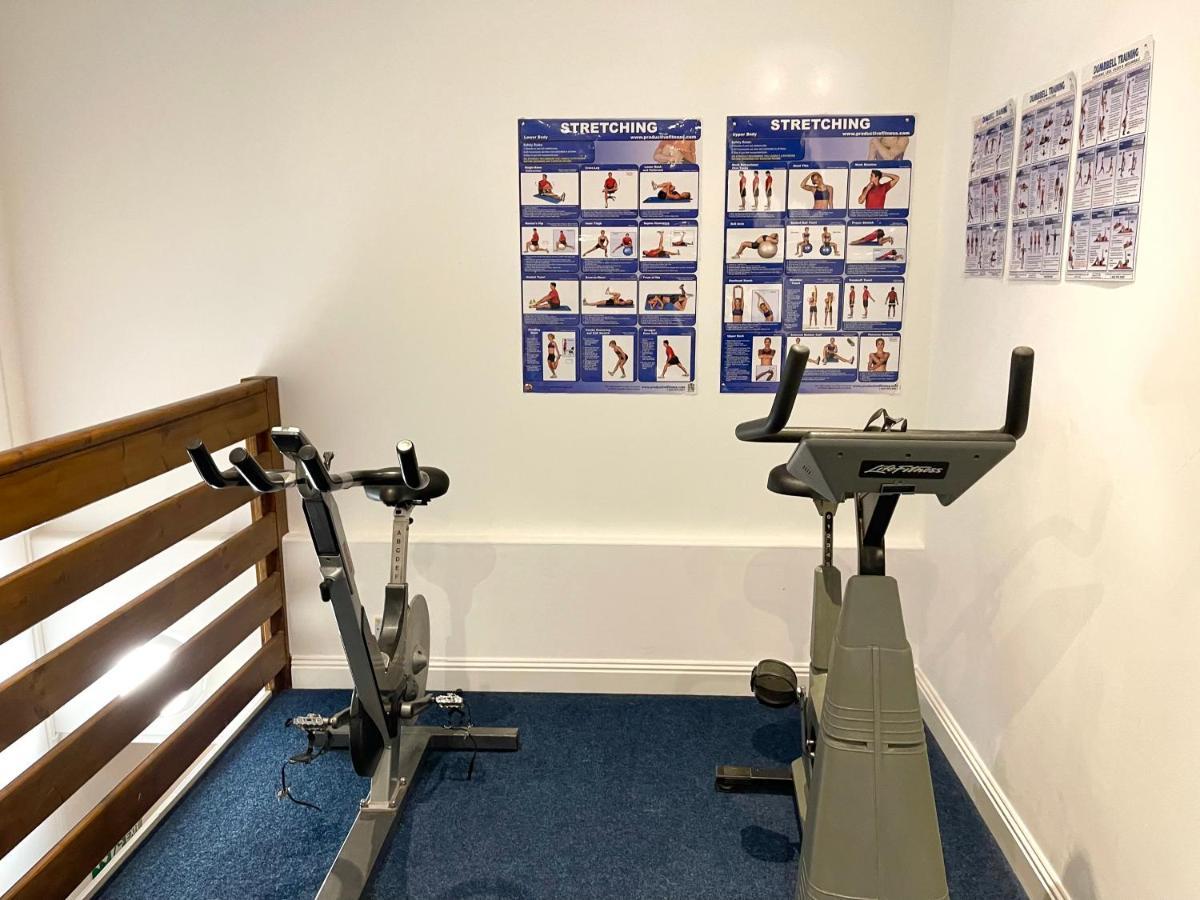 Modern Family Apartment Free Parking And Gym By Beach Bournemouth Eksteriør bilde