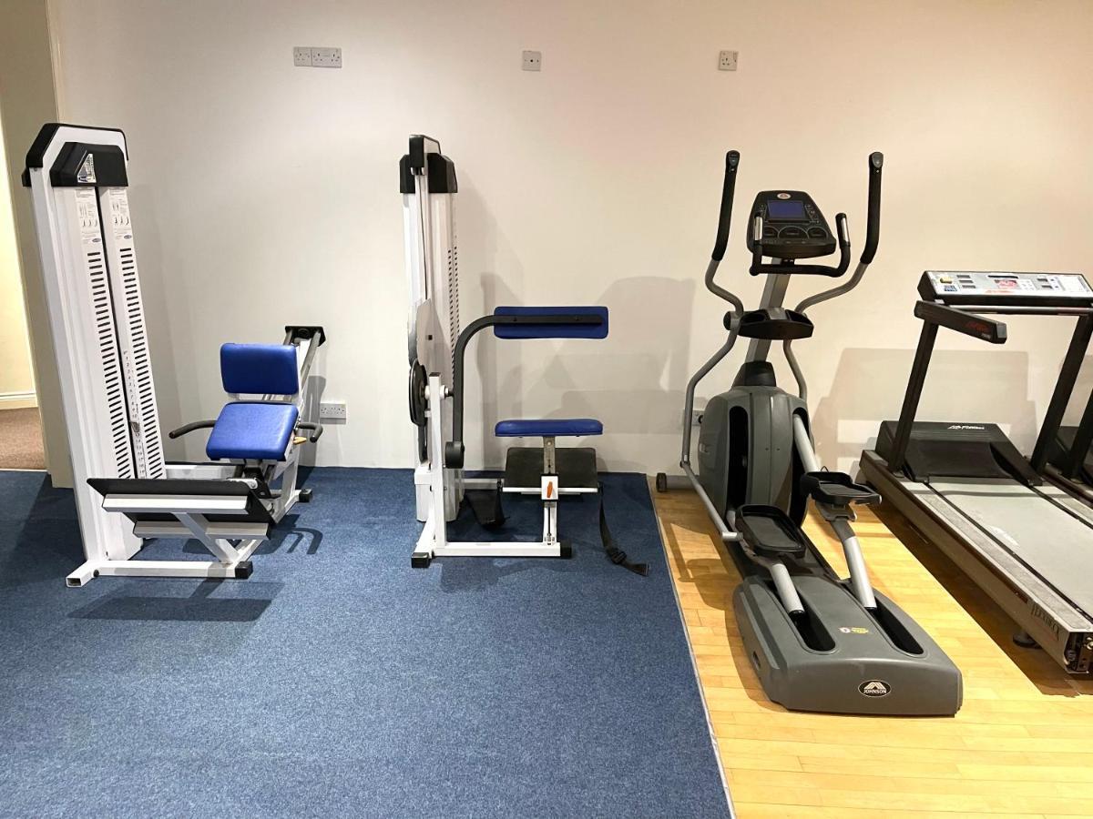 Modern Family Apartment Free Parking And Gym By Beach Bournemouth Eksteriør bilde