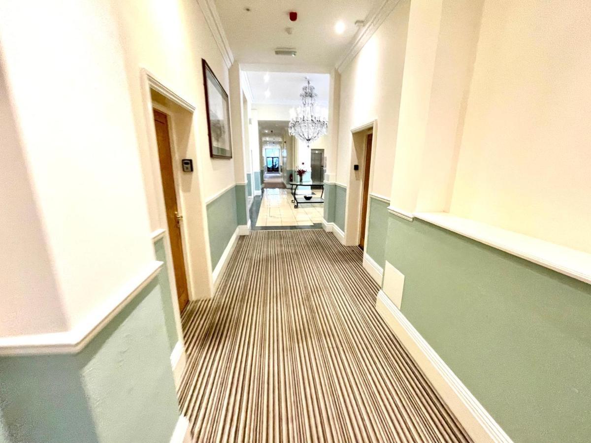 Modern Family Apartment Free Parking And Gym By Beach Bournemouth Eksteriør bilde
