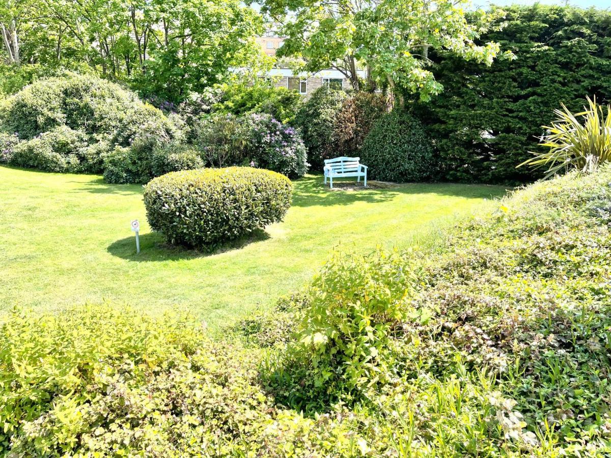 Modern Family Apartment Free Parking And Gym By Beach Bournemouth Eksteriør bilde